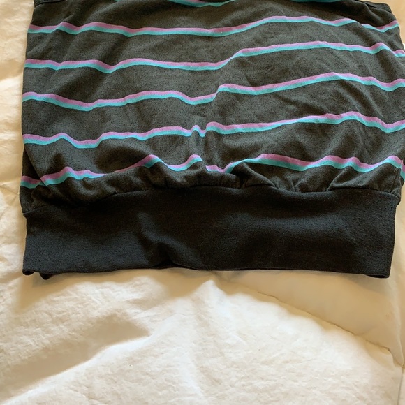 Juniors Banded Bottom Tank - Picture 2 of 6